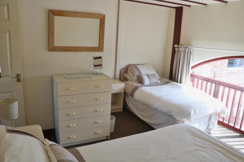 Bank Top Farm Cottages Stoke-on-Trent Exterior foto